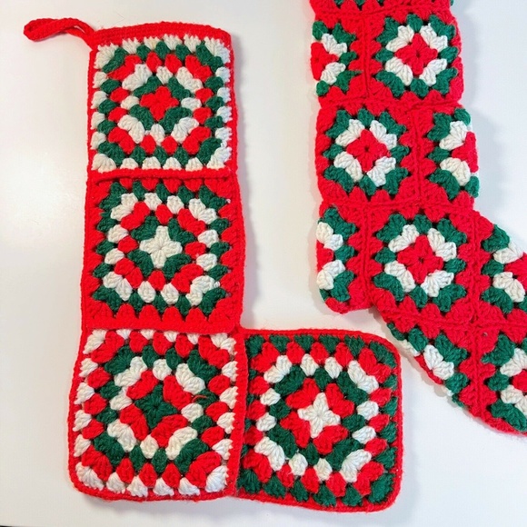 Vtg Granny Square Christmas Stocking Set Red Hand Crocheted 70s Holiday Decor - Picture 11 of 11